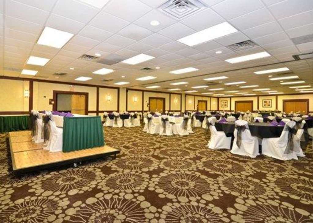 Quality Inn & Conference Center Akron Restauracja zdjęcie